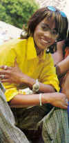 vernie_yellow_shirt.JPG (57613 bytes)